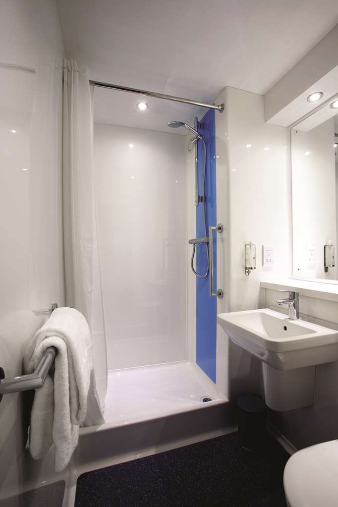 Travelodge Stirling M80 Cambusbarron Ruang foto